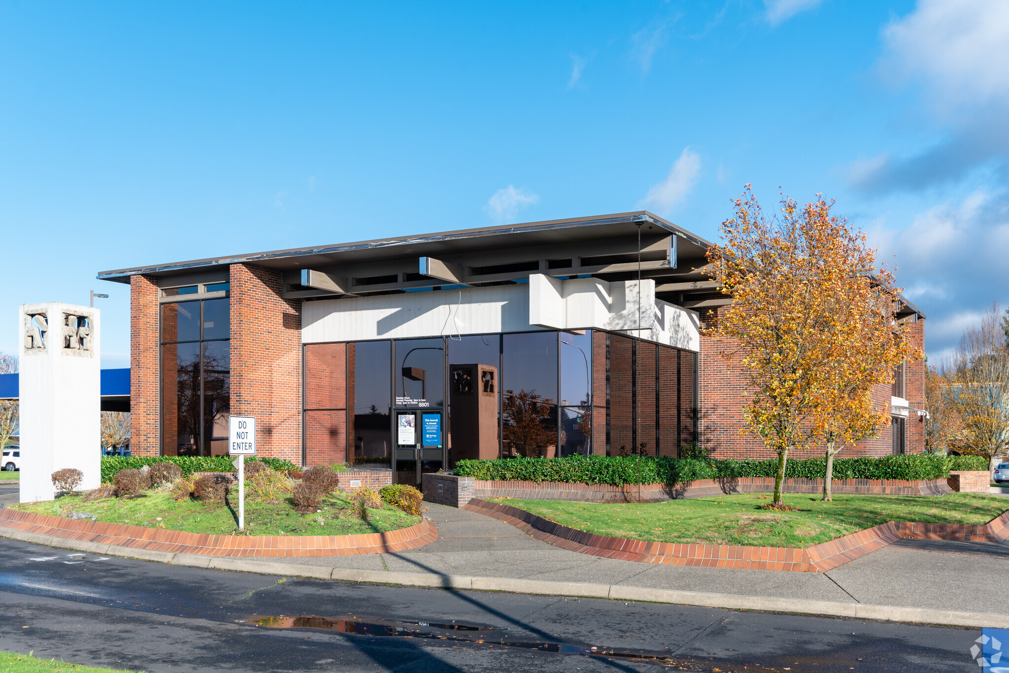 8801 S Tacoma Way, Tacoma, WA for lease Primary Photo- Image 1 of 43