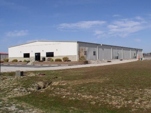 1110 W 35th St, Chanute, KS for sale - Primary Photo - Image 1 of 1