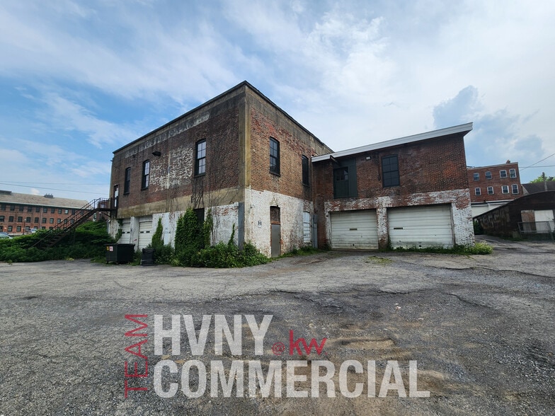 489 Main St, Poughkeepsie, NY for sale - Building Photo - Image 3 of 14