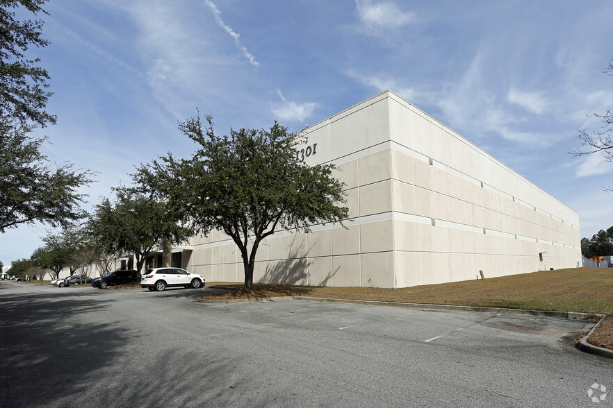 1301 Charleston Regional Pky, Charleston, SC for lease - Building Photo - Image 1 of 7