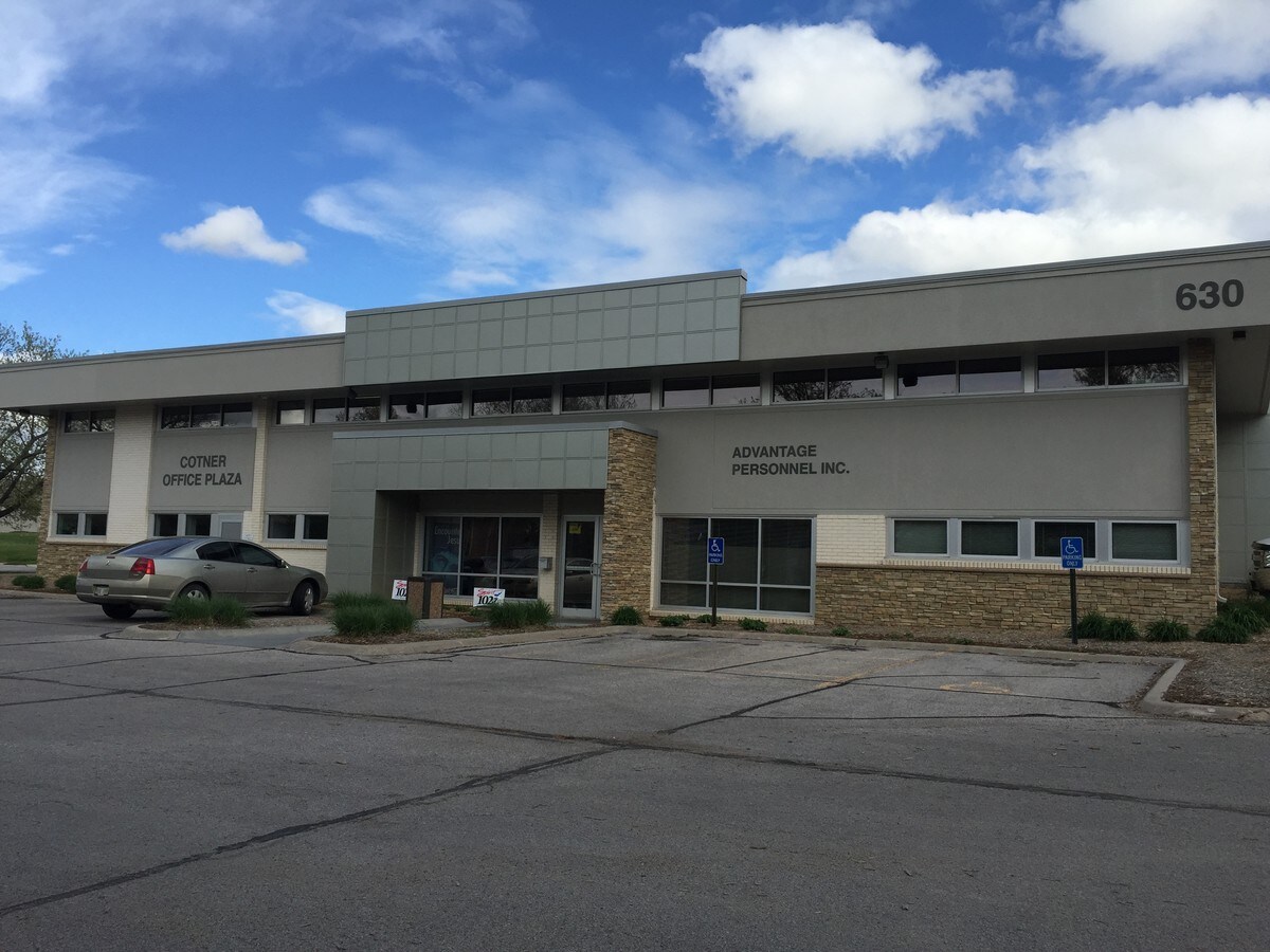630 N Cotner Blvd, Lincoln, NE 68505