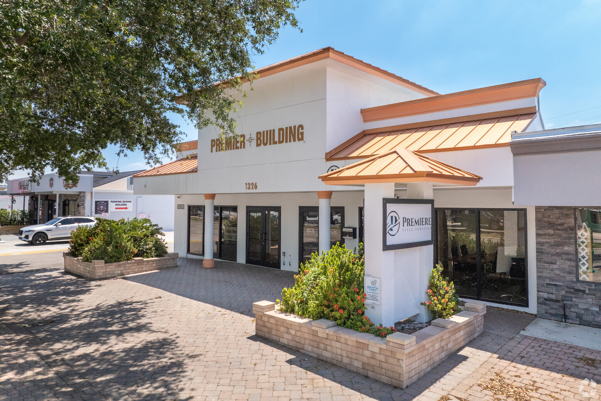 1326 Cape Coral Pky, Cape Coral, FL for lease Building Photo- Image 1 of 5