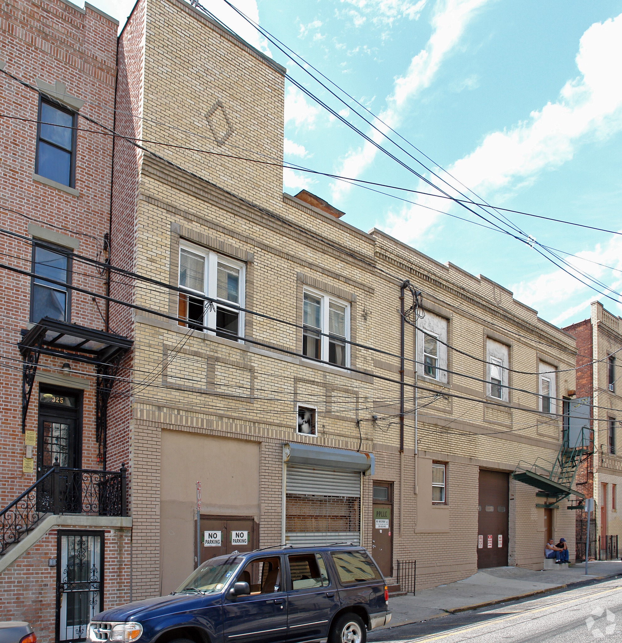 327-333 53rd St, West New York, NJ for lease Primary Photo- Image 1 of 8