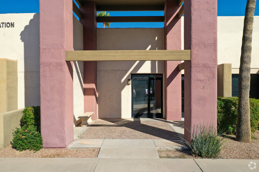 16620 N 40th St, Phoenix, AZ for lease - Building Photo - Image 3 of 21