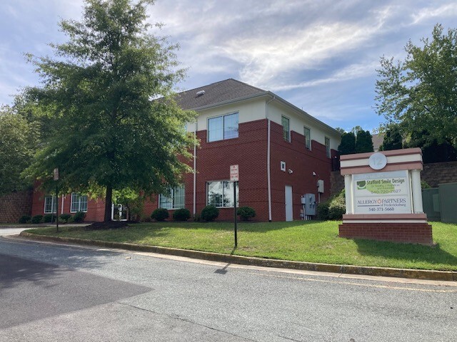 12 PGA Dr, Stafford, VA for lease - Building Photo - Image 1 of 3