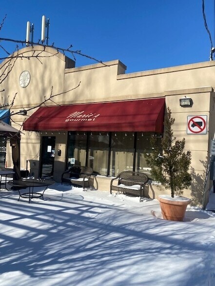 977 Victory Blvd, Staten Island, NY for sale - Building Photo - Image 1 of 1