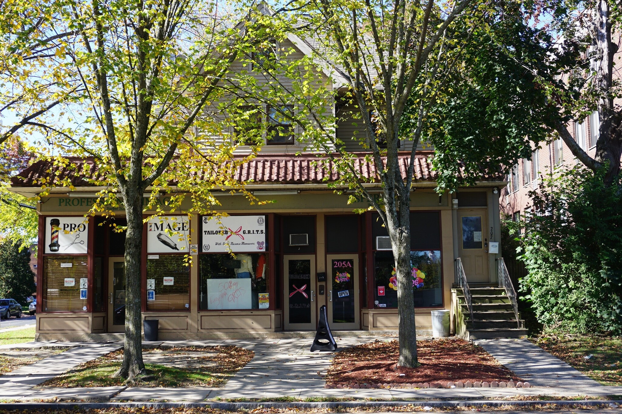 Retail in Hartford, CT for sale Building Photo- Image 1 of 1