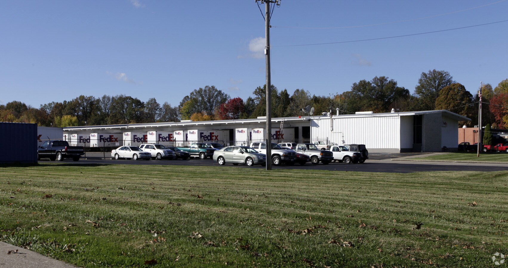 678 Killian Rd, Akron, OH 44319