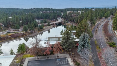 960-1005 SW Disk Dr, Bend, OR for lease Interior Photo- Image 1 of 17