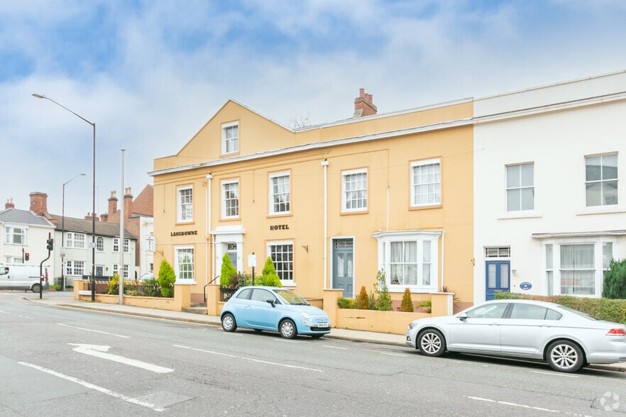 87-89 Clarendon St, Leamington Spa for sale - Building Photo - Image 3 of 5