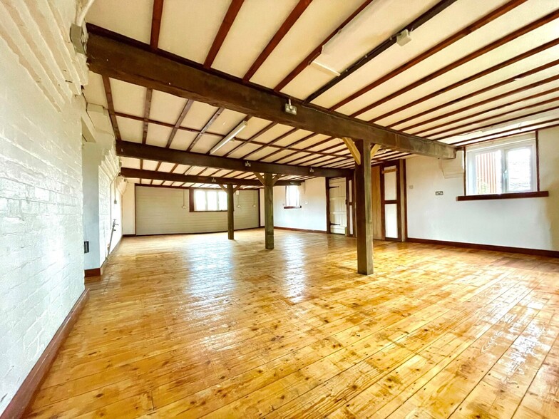 Old Hay, Brenchley for lease - Building Photo - Image 3 of 14