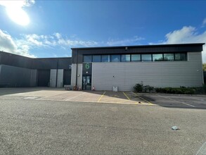 2-6 Faraday Way, Orpington for lease Building Photo- Image 1 of 5