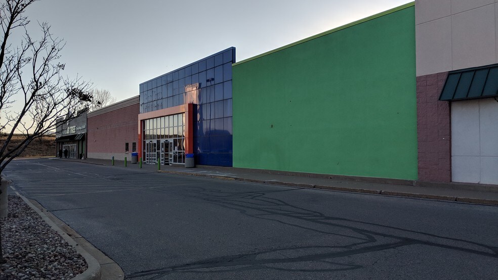 2906 Market Pl, Onalaska, WI 54650