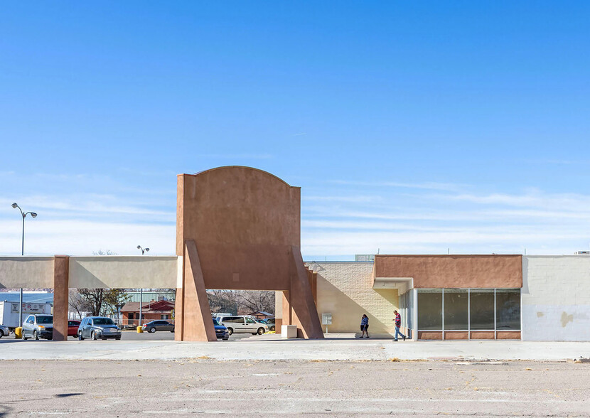 102-106 Caldwell Ave, Belen, NM for lease - Building Photo - Image 3 of 13