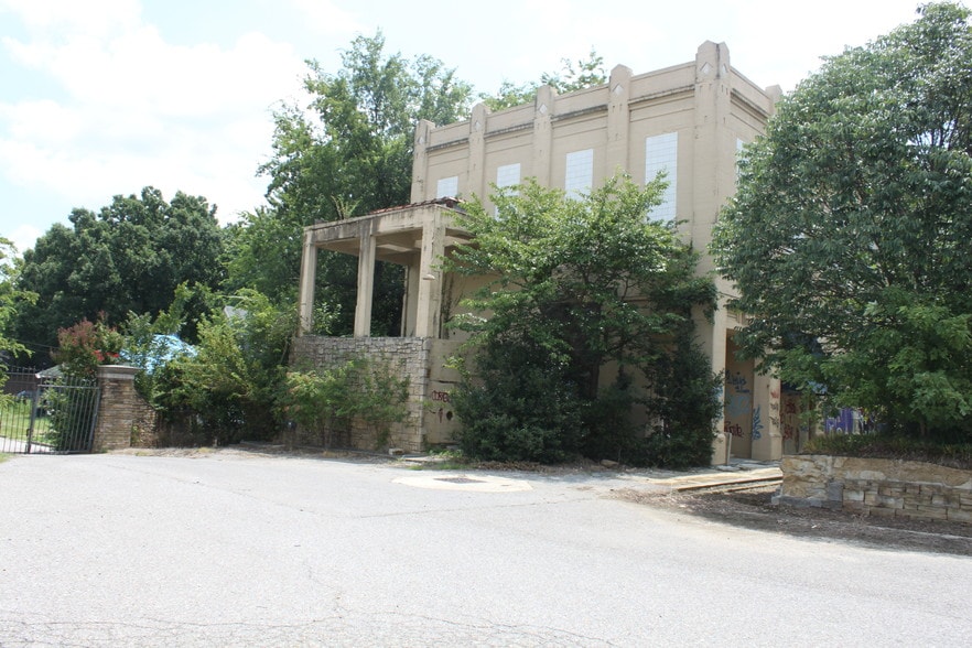 2029 Elzey Ave, Memphis, TN 38104