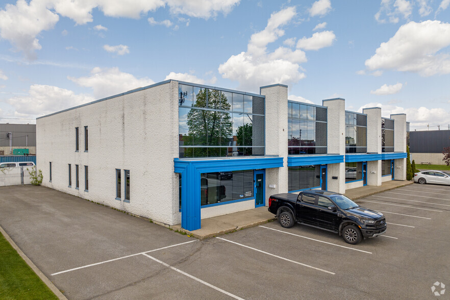 2025-2037 Rue Michelin, Laval, QC for lease - Building Photo - Image 3 of 4