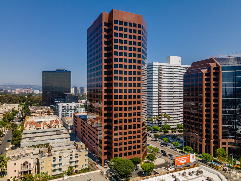 11755 Wilshire Blvd, Los Angeles, CA for lease - Building Photo - Image 1 of 14