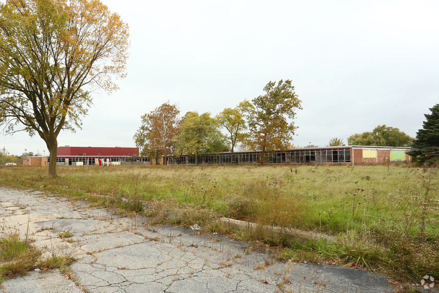 8181 Greenfield Rd, Detroit, MI for sale - Primary Photo - Image 1 of 1