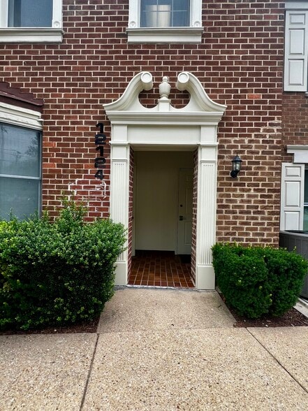 12100-12128 Heritage Park Cir, Silver Spring, MD for lease - Building Photo - Image 3 of 22