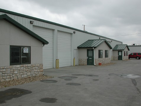 6309 NW Kelly Dr, Parkville, MO for lease - Building Photo - Image 3 of 3