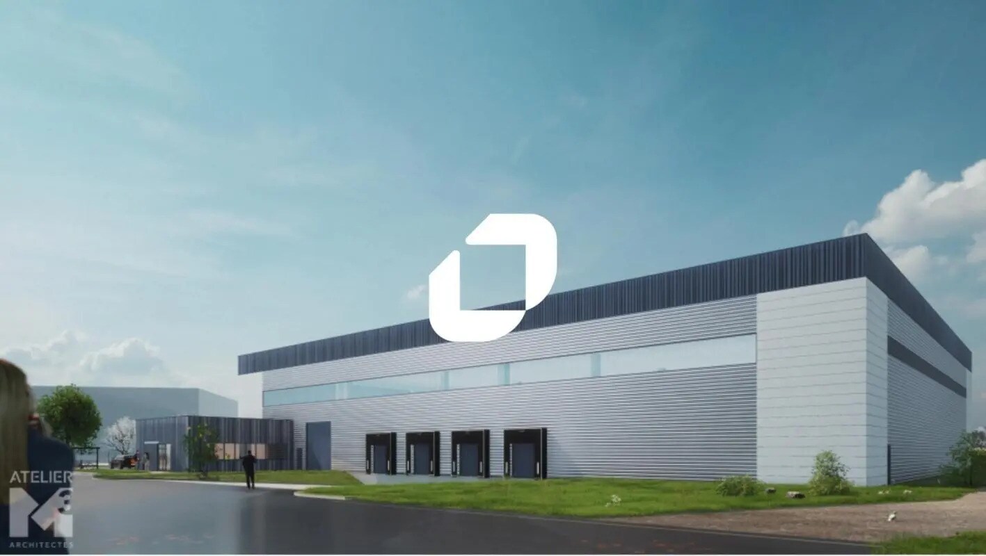 Flex in Lieusaint for lease Building Photo- Image 1 of 3