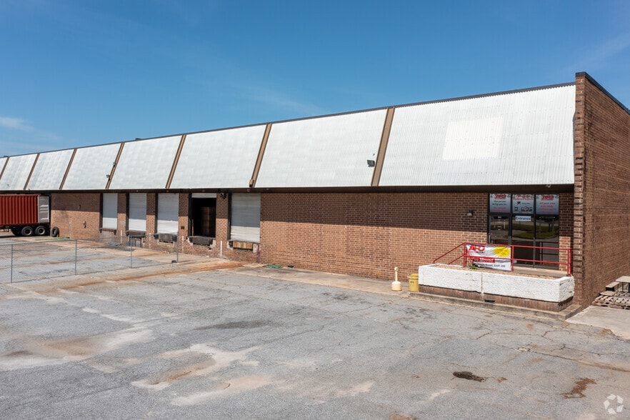 777 Wharton Dr SW, Atlanta, GA for lease - Primary Photo - Image 1 of 4