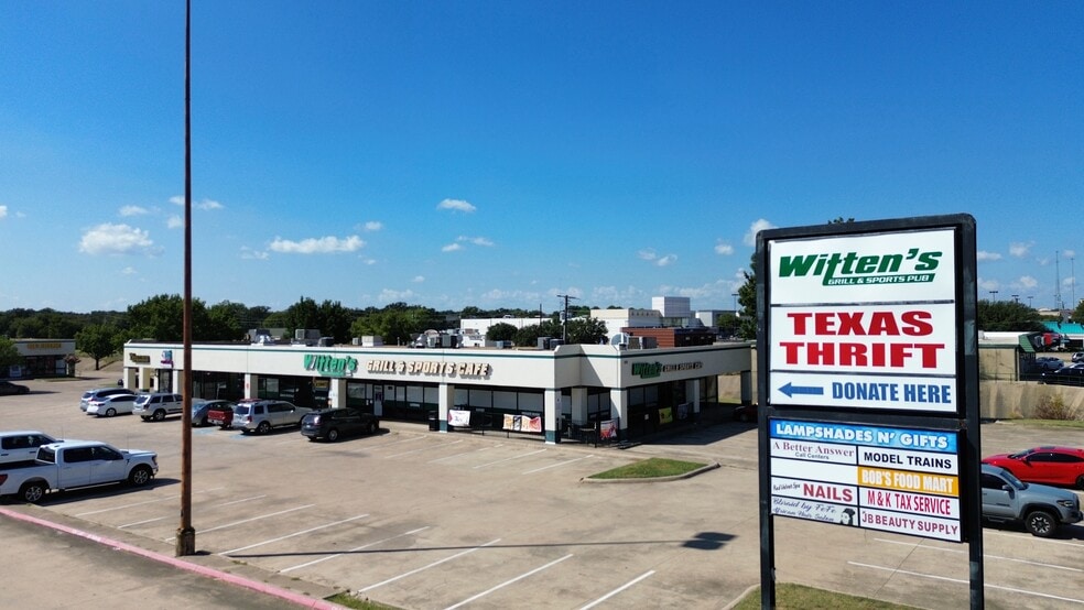 1113 W Pipeline Rd, Hurst, TX for lease - Building Photo - Image 1 of 10