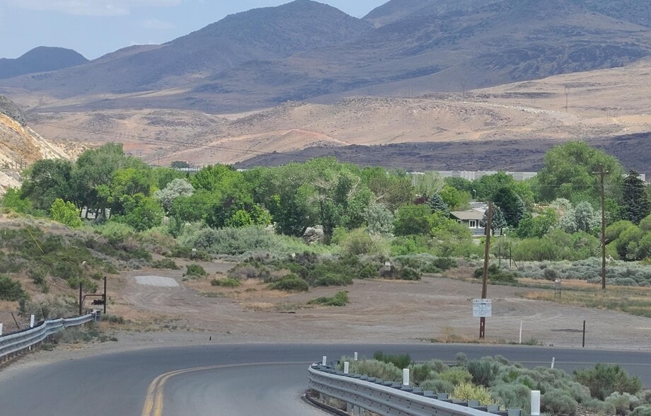 10705 Lockwood Rd, Sparks, NV for sale - Building Photo - Image 2 of 5