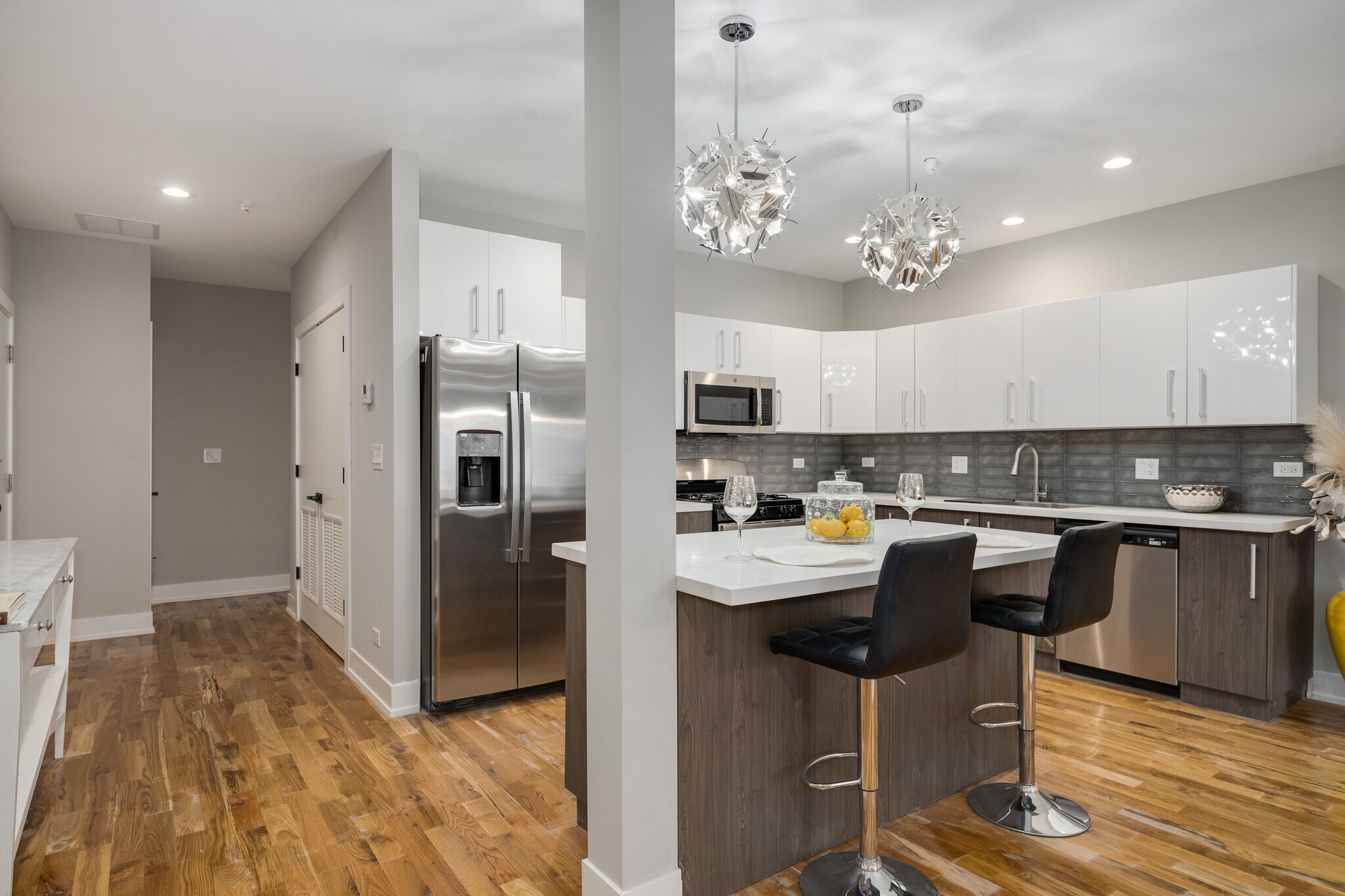 1300 Jefferson St, Des Plaines, IL for sale Interior Photo- Image 1 of 1