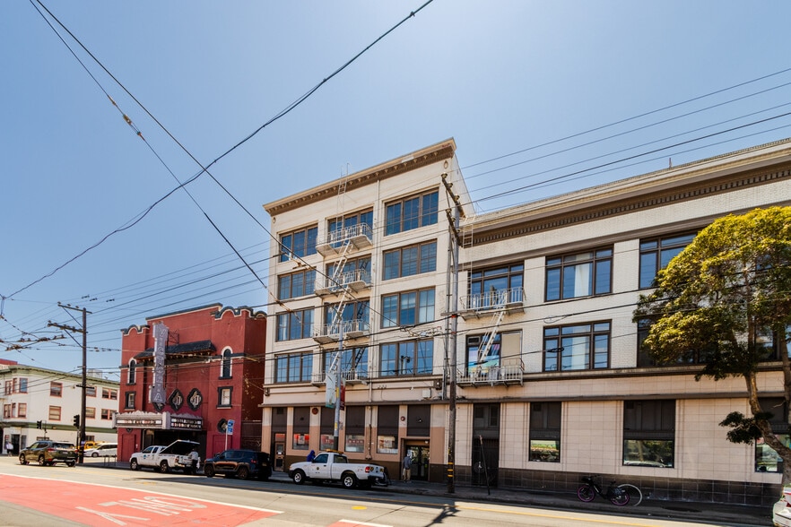 2973 16th St, San Francisco, CA for lease - Building Photo - Image 2 of 15