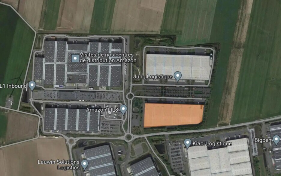 Office in Lauwin-Planque for lease - Building Photo - Image 2 of 3