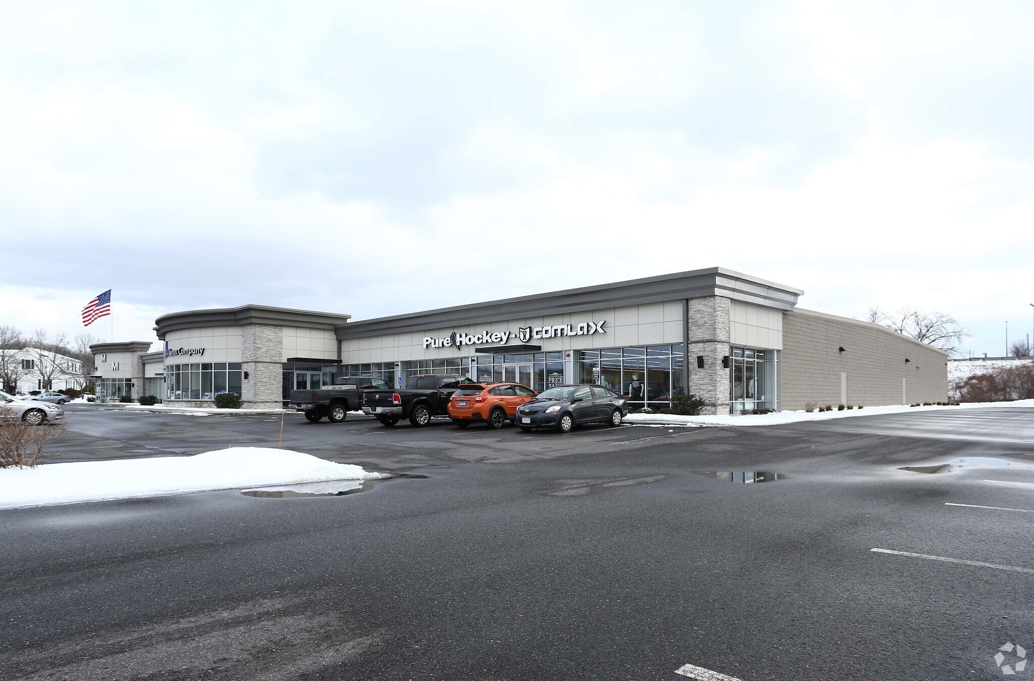 134 Capital Dr, West Springfield, MA for lease Primary Photo- Image 1 of 8