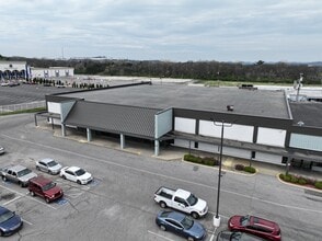 3046-3050 Dickerson Pike, Nashville, TN for lease Building Photo- Image 1 of 5