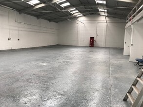 Mintsfeet Rd S, Kendal for lease Interior Photo- Image 1 of 4