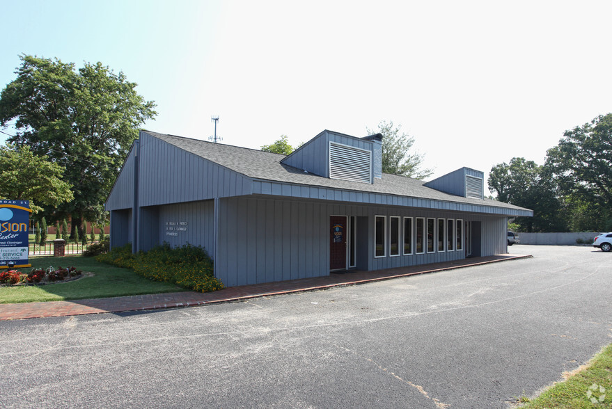 406-408 S Broad St, Gastonia, NC for lease - Building Photo - Image 1 of 12