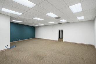 919-935 NW Circle Blvd, Corvallis, OR for lease Building Photo- Image 1 of 15