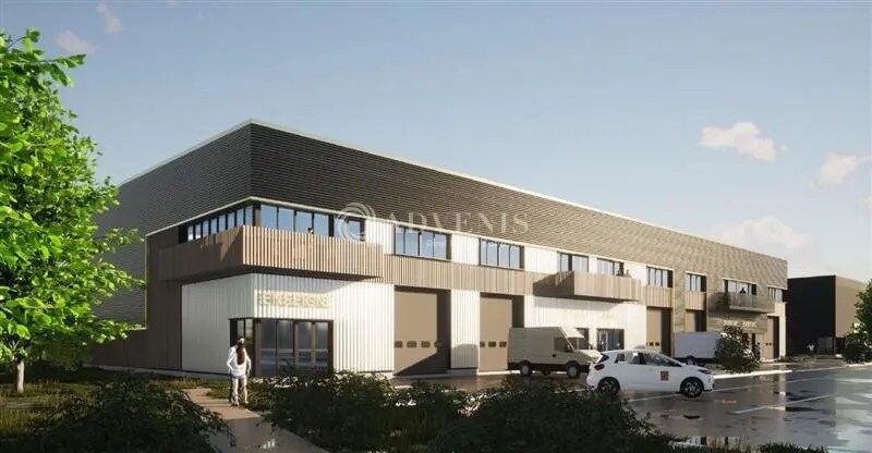 Flex in Chalifert for lease Building Photo- Image 1 of 6