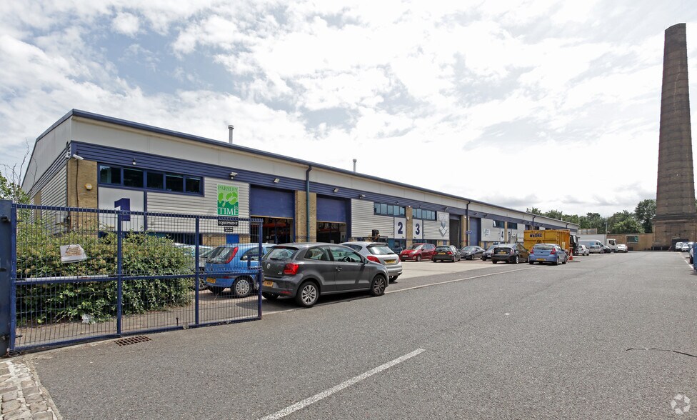 Ruston Rd, London for sale - Primary Photo - Image 1 of 1