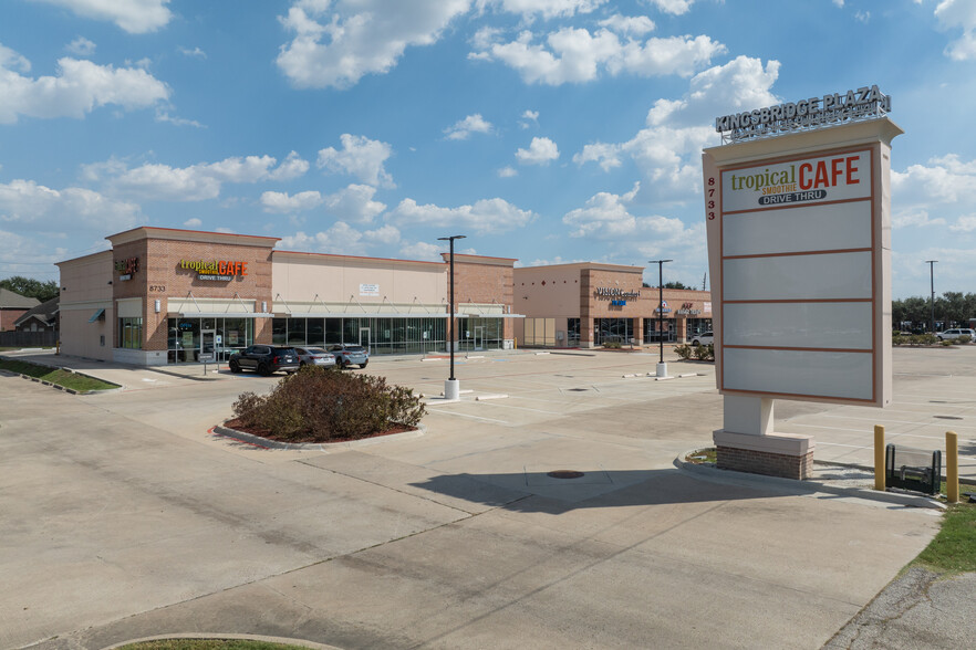 Kingsbridge Plaza Phase II - Drive Through Restaurant