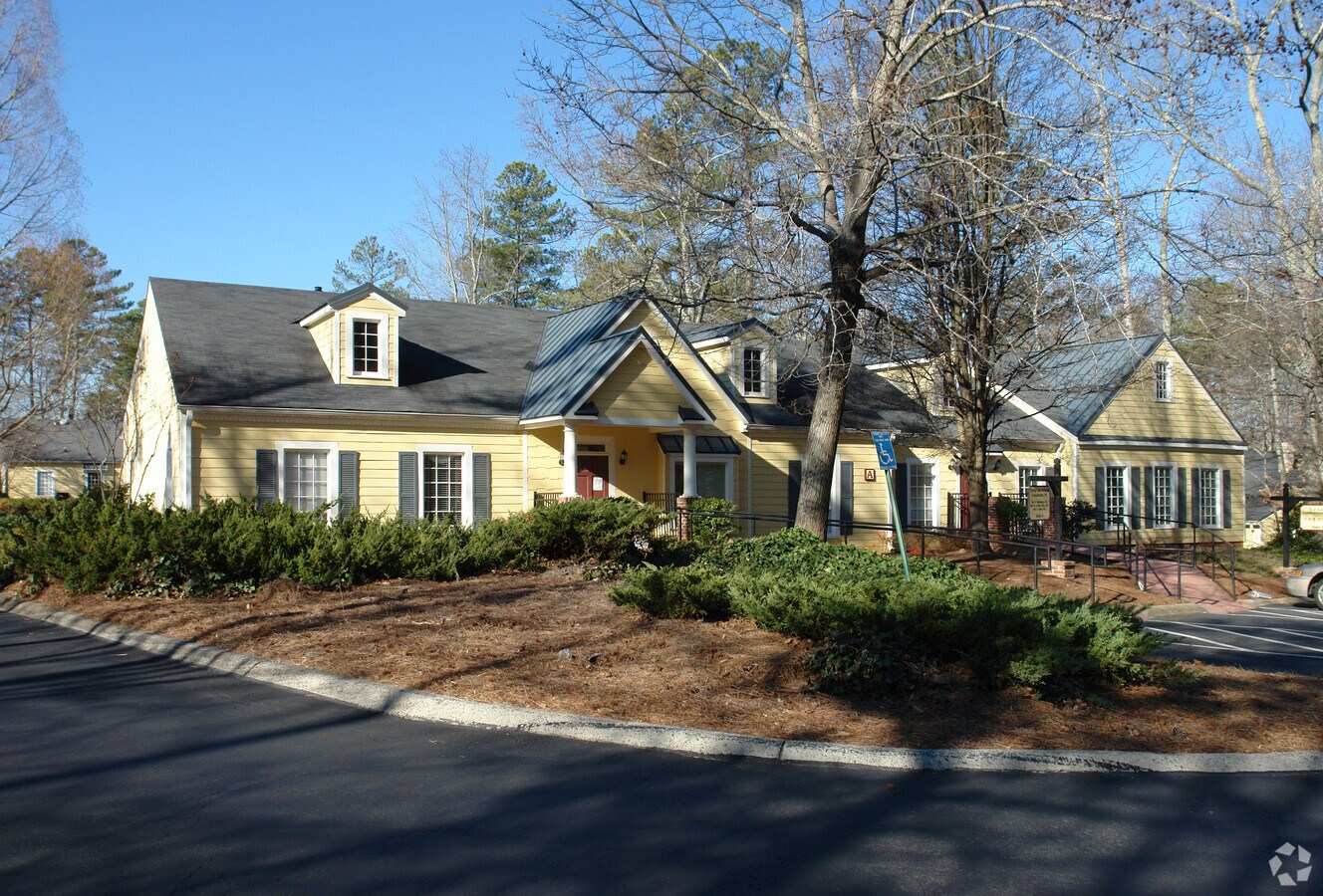 3400 McClure Bridge Rd, Duluth, GA 30096