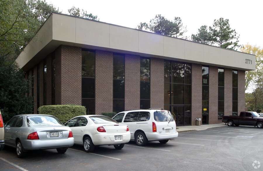 2771 Lawrenceville Hwy, Decatur, GA for sale - Building Photo - Image 2 of 3