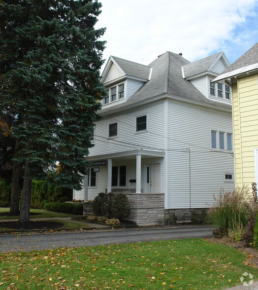 2312 Genesee St, Utica, NY for sale - Primary Photo - Image 1 of 1