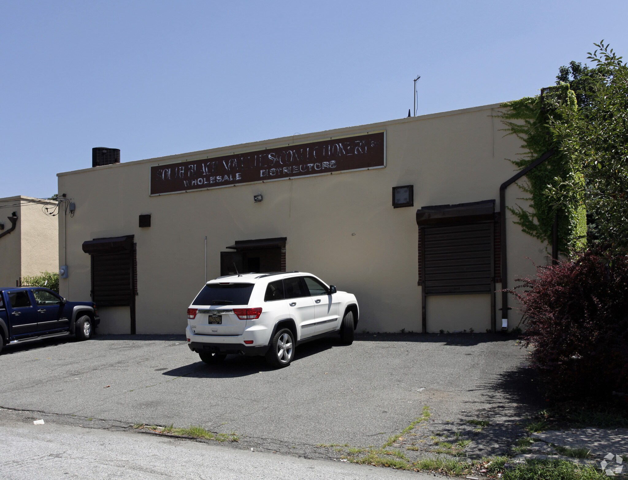 44 Robin Rd, Staten Island, NY for sale Primary Photo- Image 1 of 1