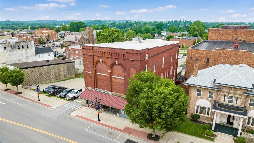 927 Wheeling Ave, Cambridge, OH for lease - Building Photo - Image 2 of 15