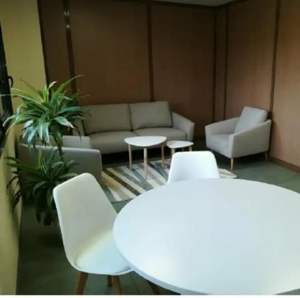 Office in BRIVE-LA-GAILLARDE for lease - Interior Photo - Image 3 of 3