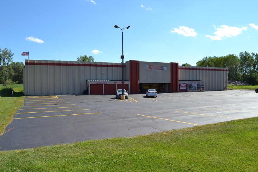 1955 E New York St, Aurora, IL for sale - Building Photo - Image 1 of 1