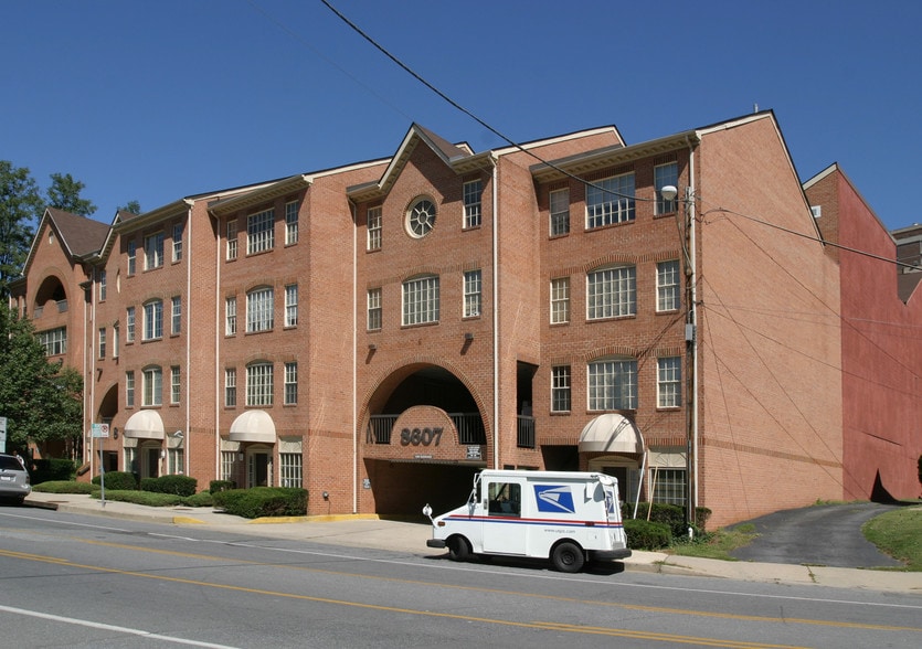 8607-8609 2nd Ave, Silver Spring, MD for sale - Building Photo - Image 2 of 7