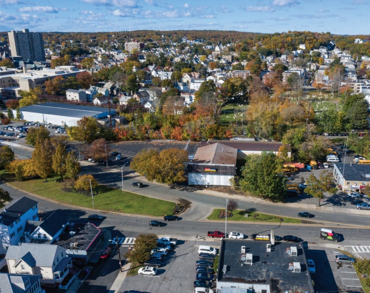 260 Eastern Ave, Malden, MA for sale - Building Photo - Image 3 of 6