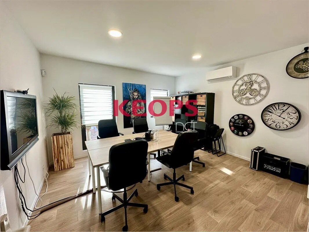 Office in Cugnaux for lease Interior Photo- Image 1 of 8