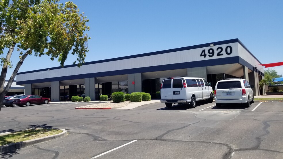 4820 E McDowell Rd, Phoenix, AZ for lease - Building Photo - Image 2 of 4